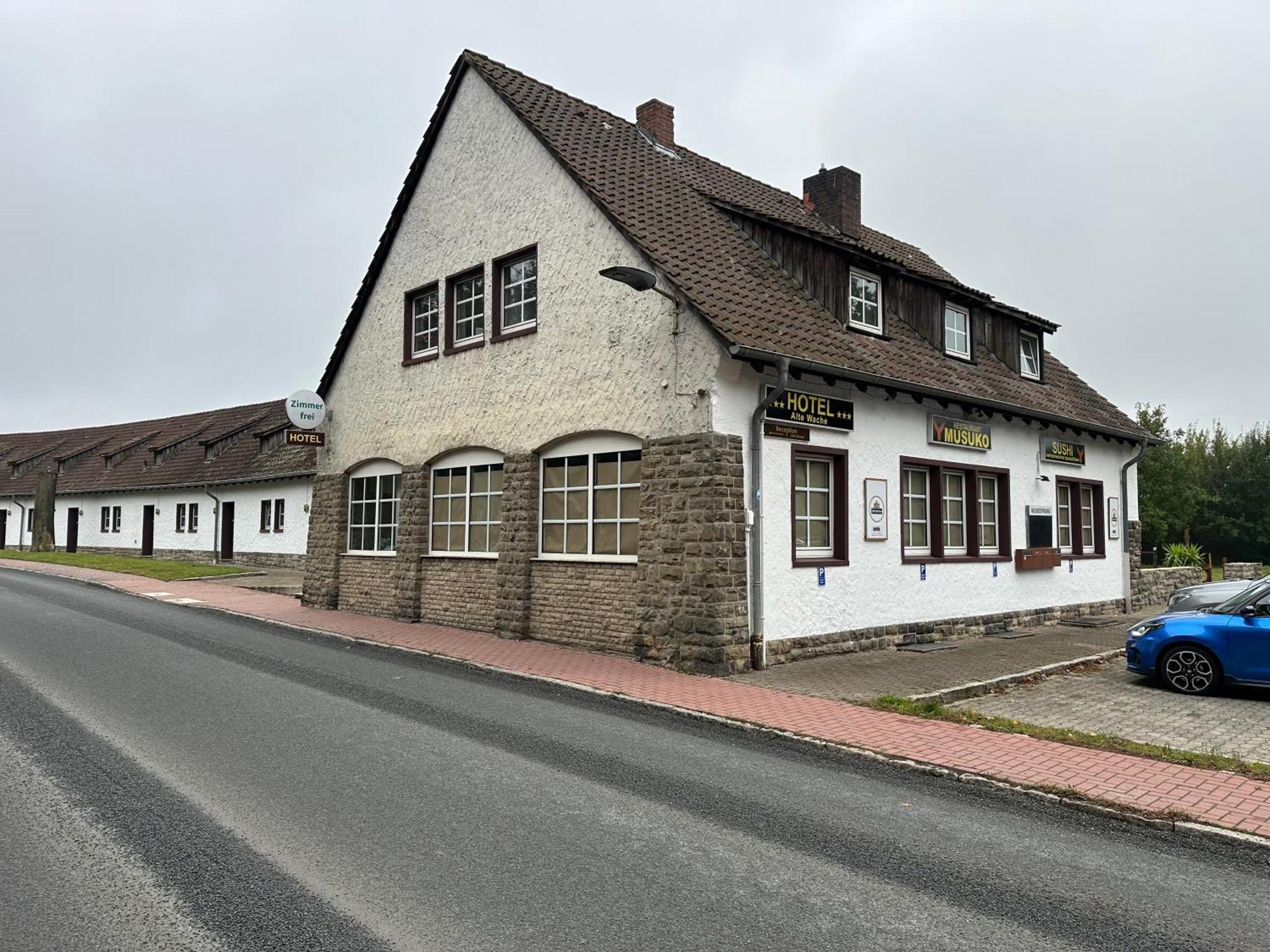 Hotel Alte Wache Mariental Esterno foto