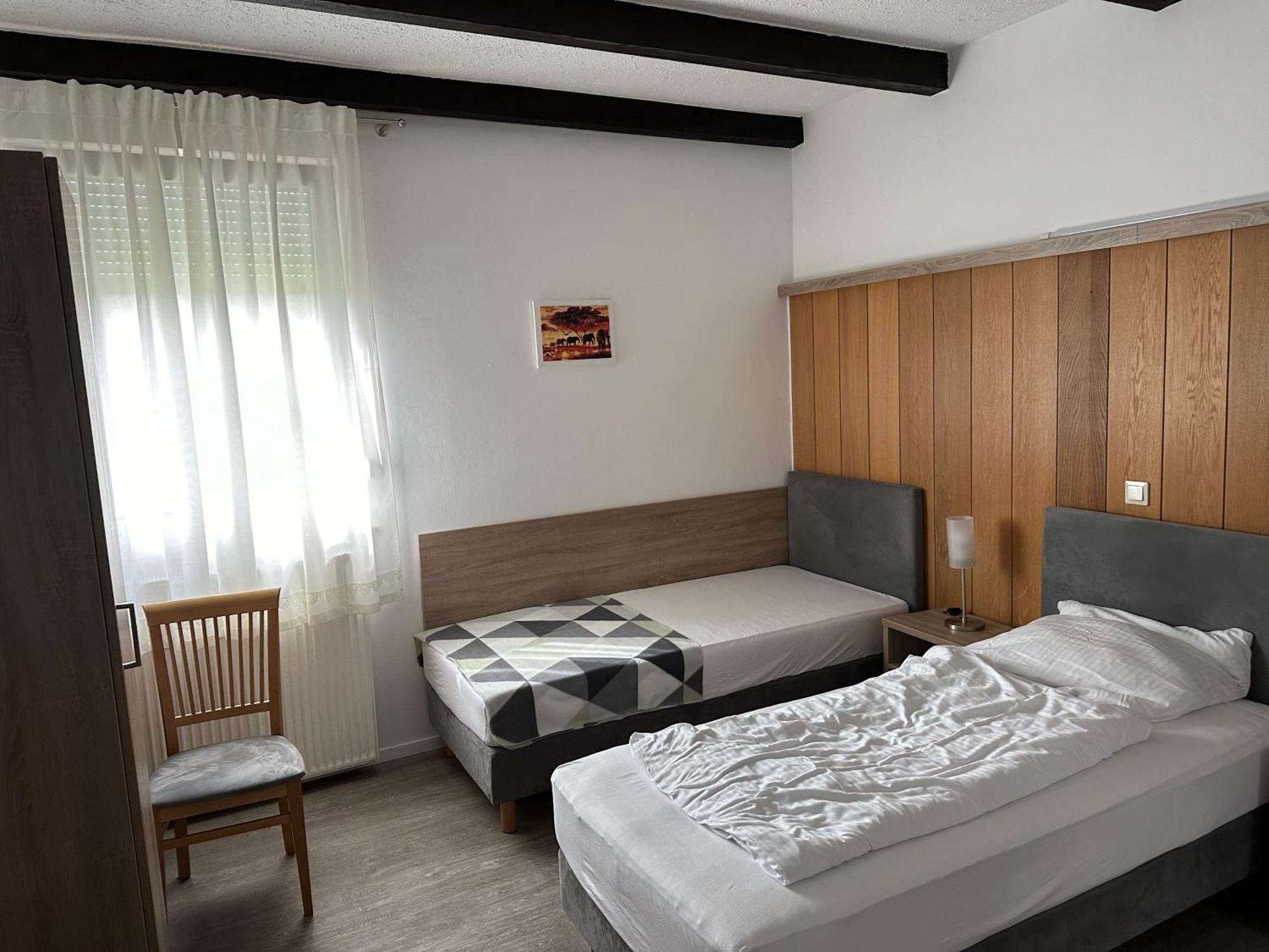Hotel Alte Wache Mariental Esterno foto